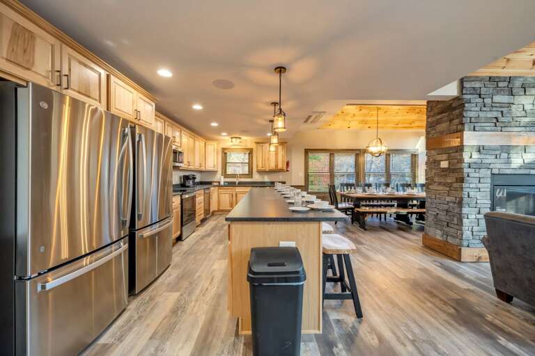 More Seating at the Super Large Breakfast Bar. More Seating at the Super Large Breakfast Bar.