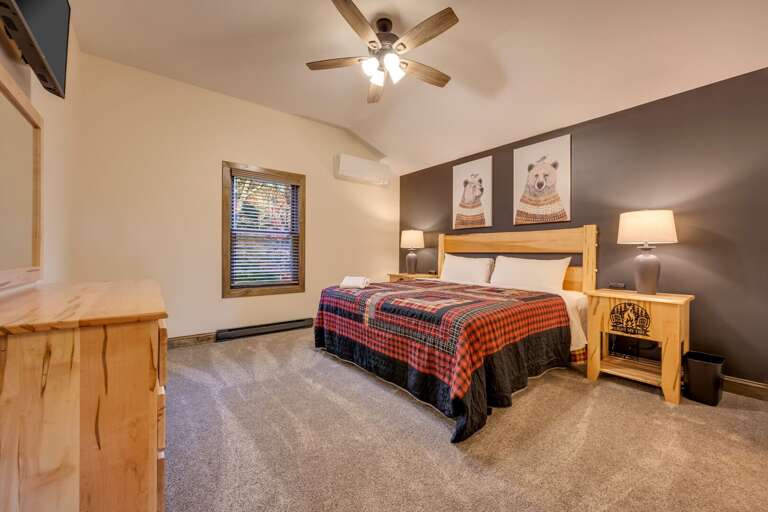 Snuggle Up with Your Boo in the 3rd Floor Bedroom 7 with En Suite and King Bed (sleeps 2). Snuggle Up with Your Boo in the 3rd Floor Bedroom 7 with En Suite and King Bed (sleeps 2).