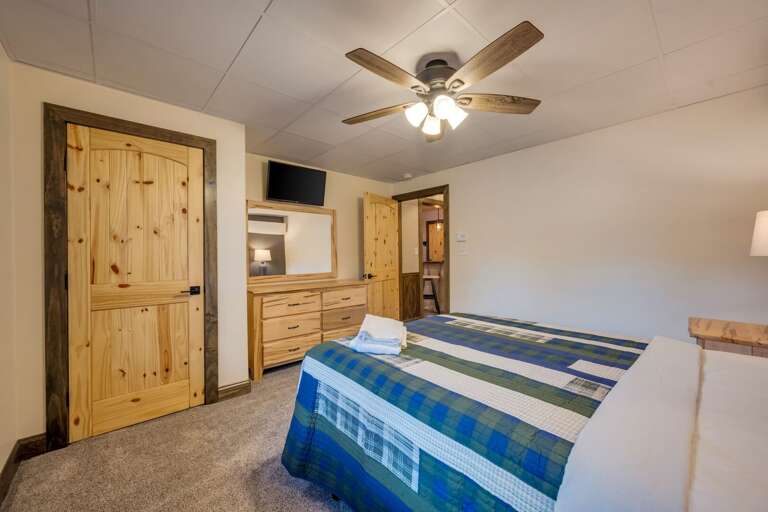 Storage and TV in 1st Floor Bedroom 4. Storage and TV in 1st Floor Bedroom 4.