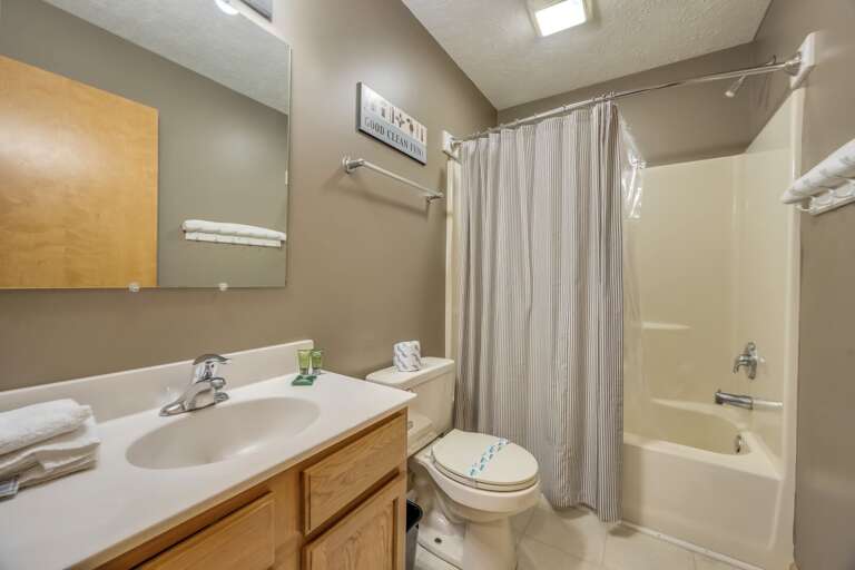 2nd Floor Hall Bathroom with Shower/Tub Combo