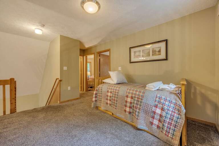 3rd Floor Loft with Twin Daybed & Twin Trundle (sleeps 2)