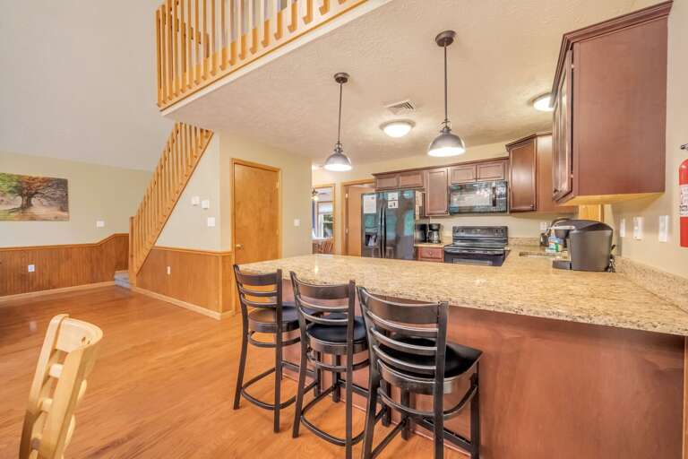 Keep Chef Company at the Kitchen Breakfast Bar