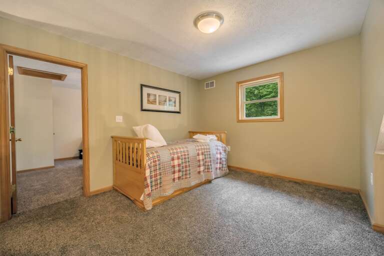 Daybed in 3rd Floor Loft