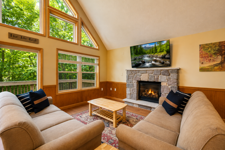 Hilltop Hideaway
