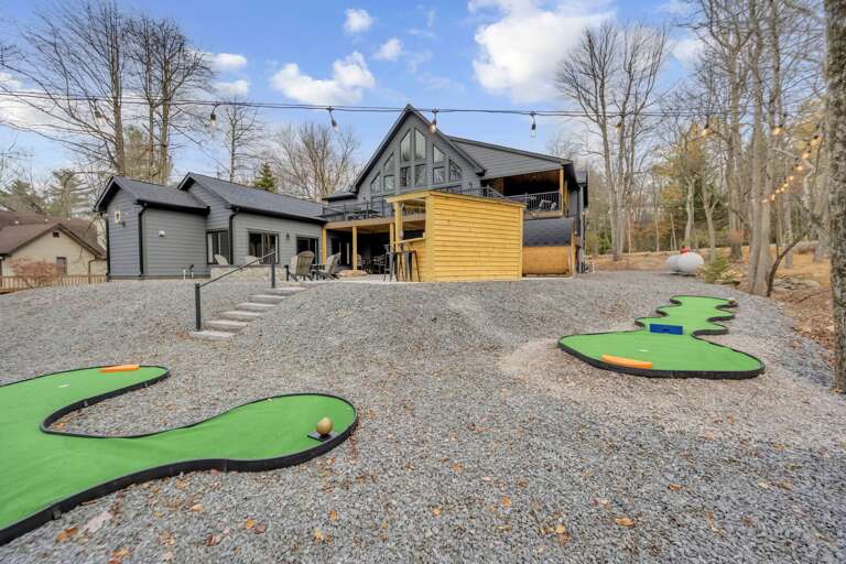 Mini-Golf at Poseidon!