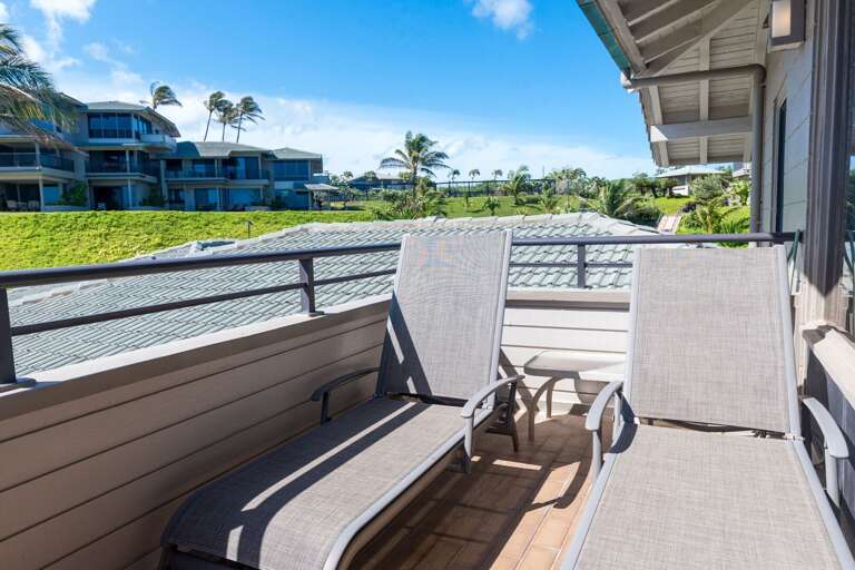 Lounge on your private lanai Lounge on your private lanai