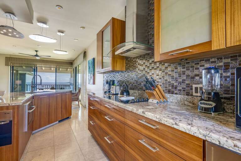 Stove with gorgeous backsplash Stove with gorgeous backsplash