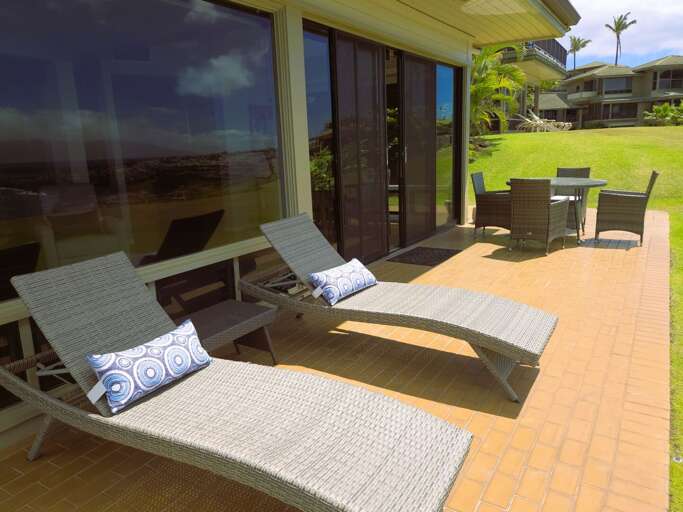 New lounge chairs and pillows