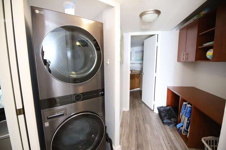 In Unit Washer and Dryer In Unit Washer and Dryer