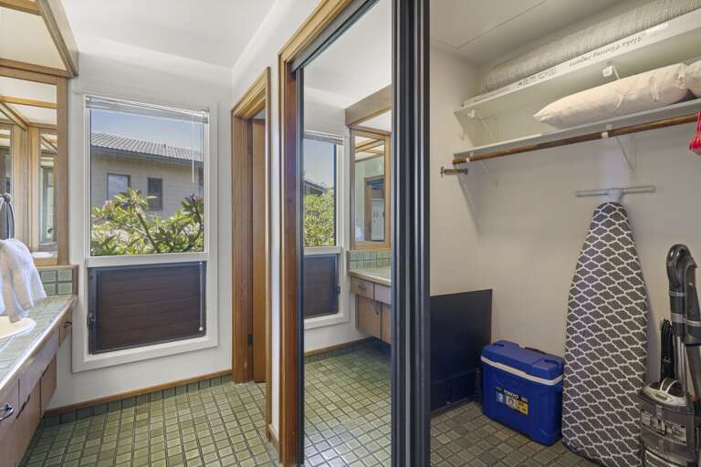 Ensuite features a large, deep closet with floor-to-ceiling mirrored doors and a private toilet closet.