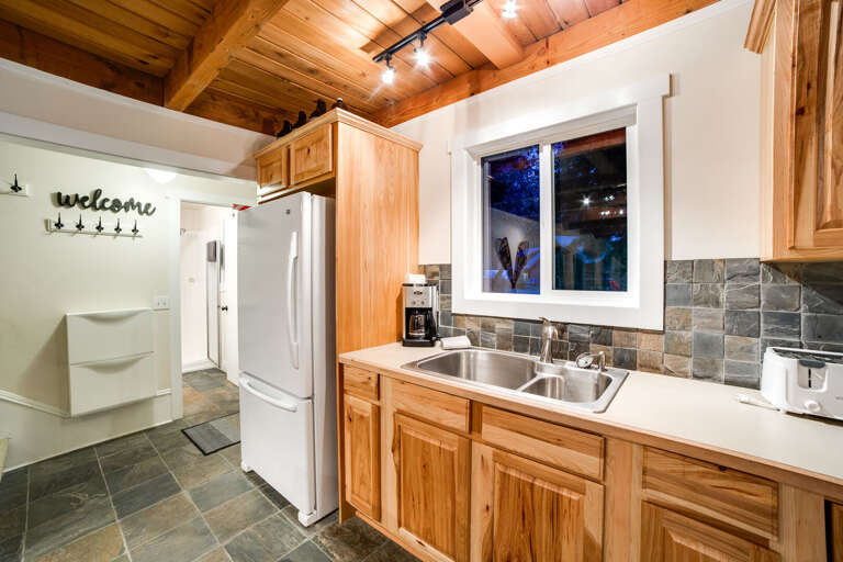 Another view of the kitchen