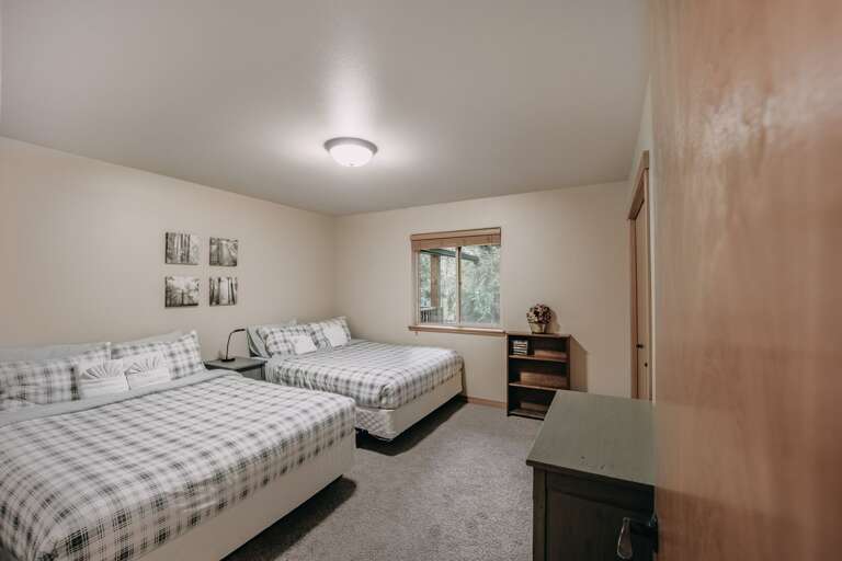 1st bedroom with 2 queens