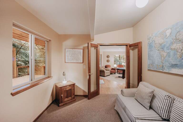 Closed nook off of living room and kitchen