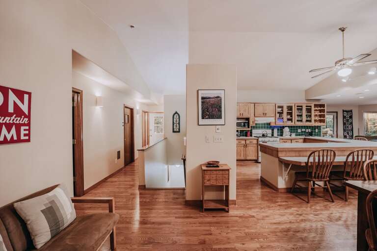 Entrance way, hallway