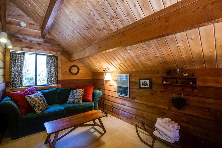 Loft area with hide-a-bed