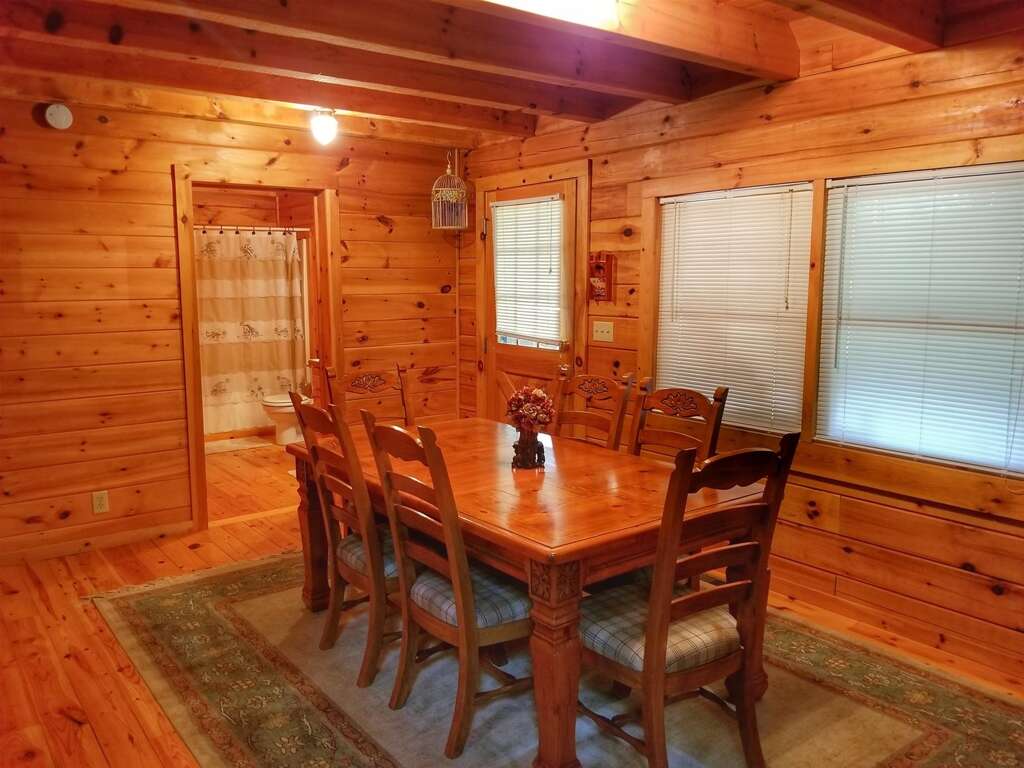 Inspiration Beautiful 2 Bedroom Cabin in Epworth, GA for up to 5 Guests