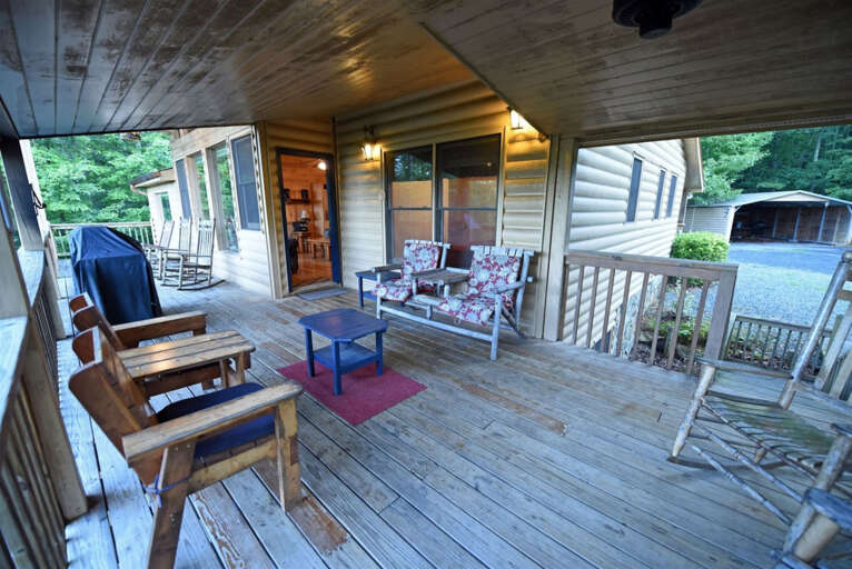 Blue Ridge Cabin Rental- Denali