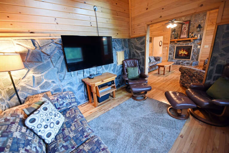 Blue Ridge Cabin Rental- Denali