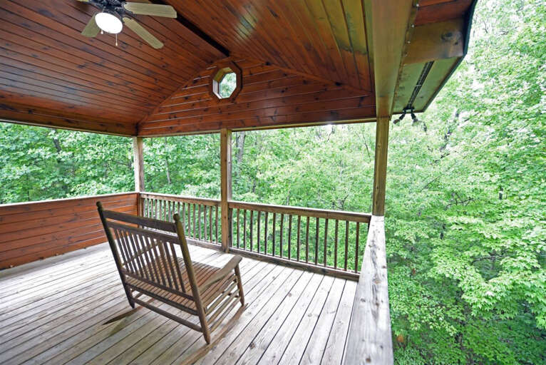 Safe Haven- Blue Ridge- Private Balcony