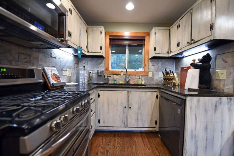 Hawk Haven-Blue Ridge cabin rentals