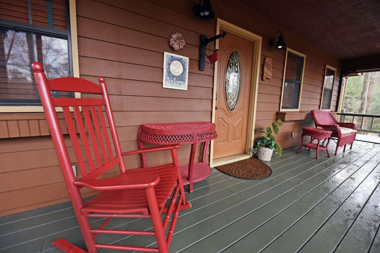 Over The Moon-Blairsville cabin rentals