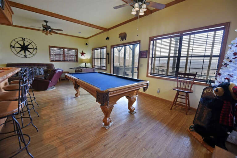 Over The Moon-Blairsville cabin rentals