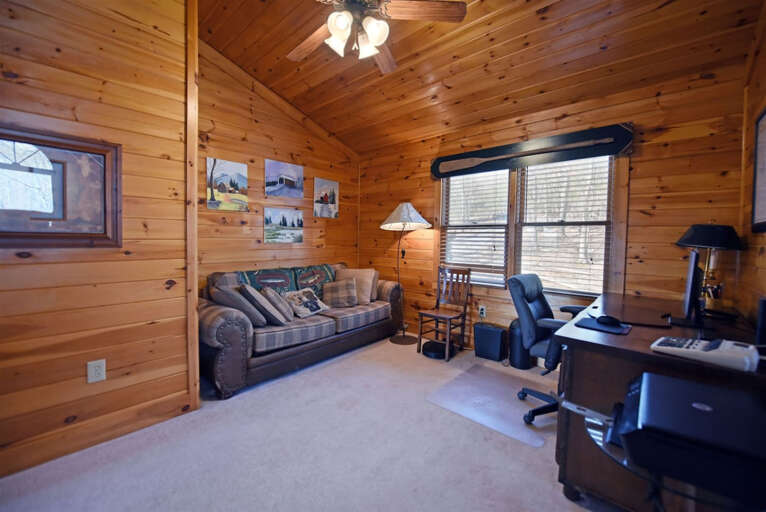 Point of View - Blue Ridge GA- Loft with sleeper sofa