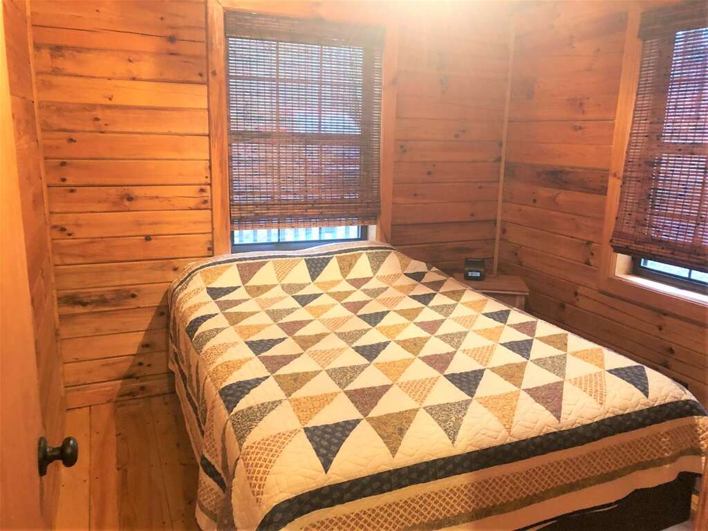 Little Bushy Head Blue Ridge 3 Bedroom Vacation Cabin For Rent Blue