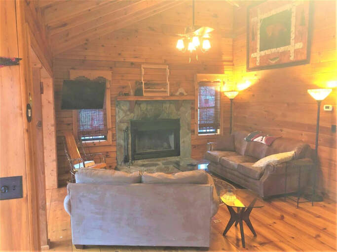 Little Bushy Head- Blue Ridge cabin rentals