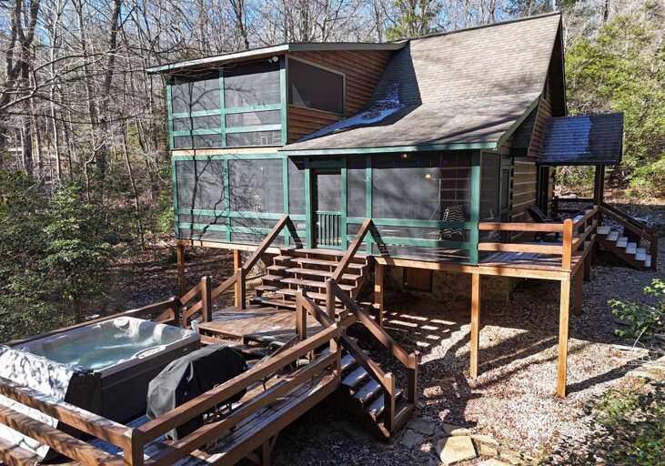 Cardinal Creek GA Cozy 2 Bedroom Cabin for Rent, Sleeps 6