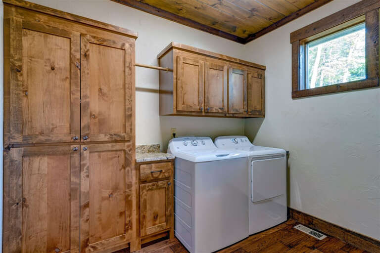 High Ridge Lodge- Epworth GA