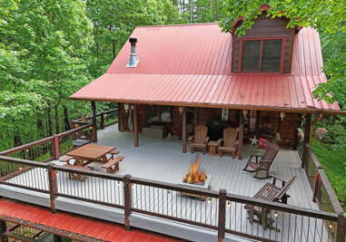 Elegant Escape- Executive Cabin Rental