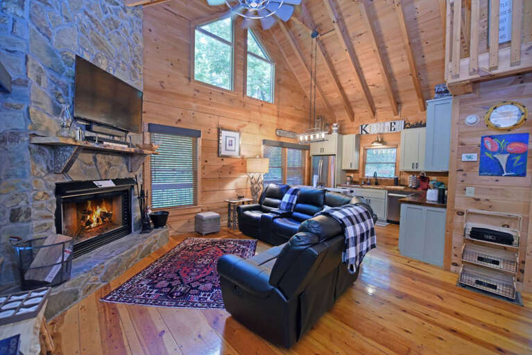 Elegant Escape- Executive Cabin Rental