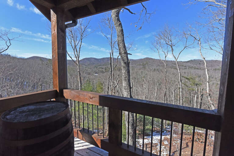 Stoneman Lodge - Blue Ridge cabin rental