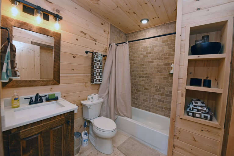 Stoneman Lodge - Blue Ridge cabin rental