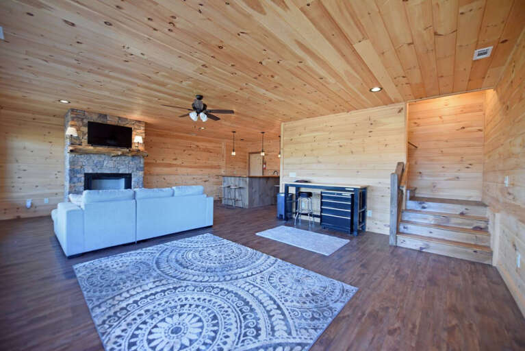 Stoneman Lodge - Blue Ridge cabin rental