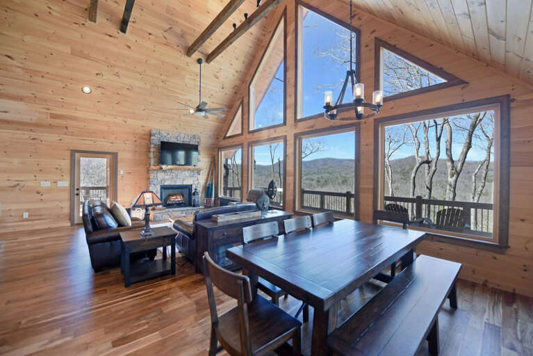 Stoneman Lodge - Blue Ridge cabin rental