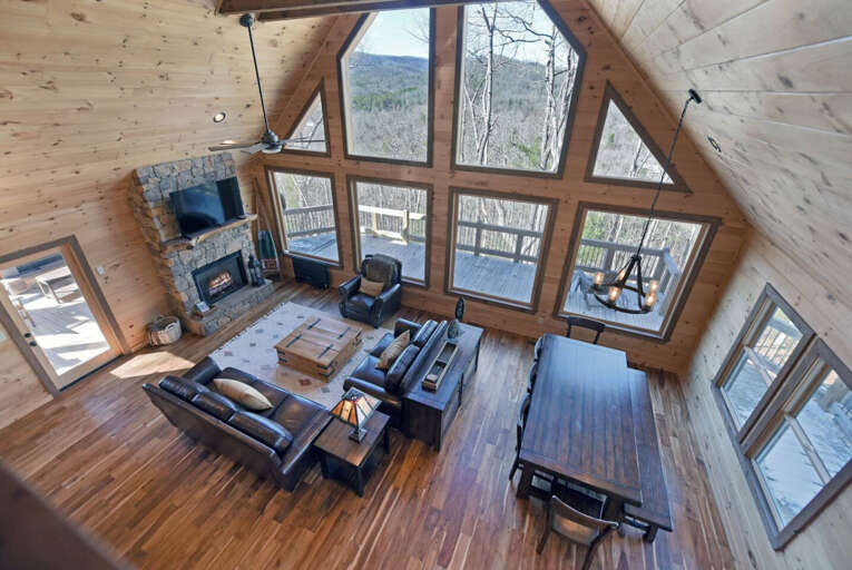 Stoneman Lodge - Blue Ridge cabin rental