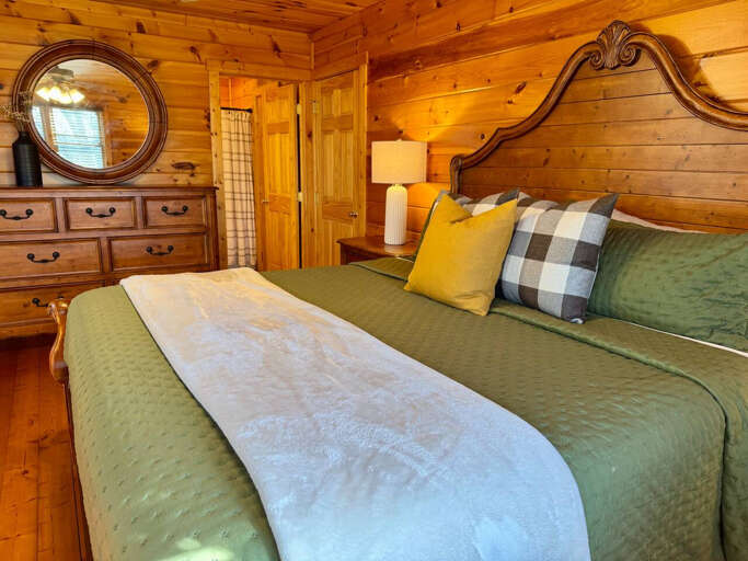 The Tree House- Morganton GA