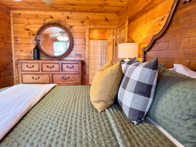 The Tree House- Morganton GA