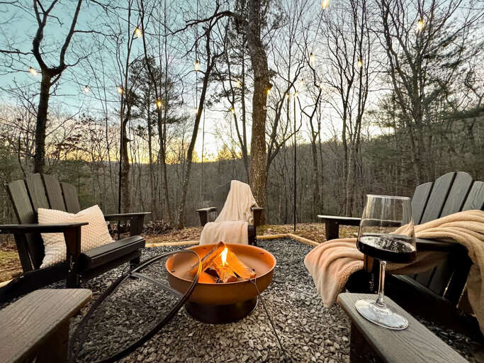 The Tree House- Morganton GA