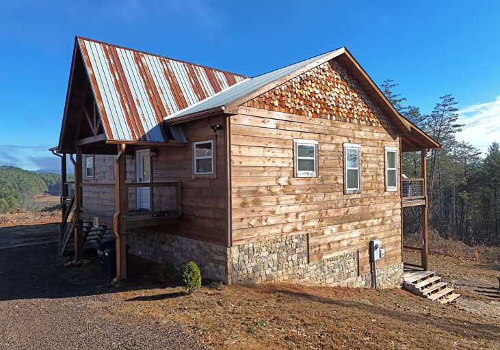 221 River Overlook Dr, Copperhill 12-7-25_221RiverOverlookDr_12072504.jpg