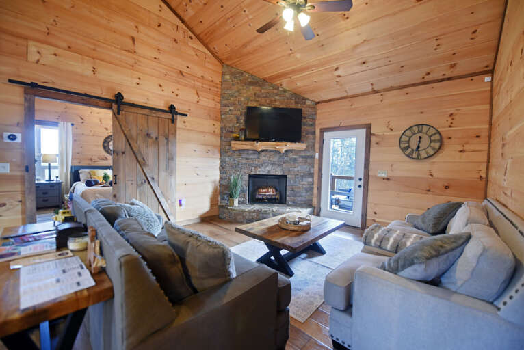 221 River Overlook Dr, Copperhill 12-7-25_221RiverOverlookDr_12072513.jpg