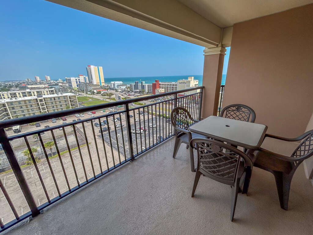 Tilghman Beach and Golf Resort 1021 a Luxurious 3 Bedroom Condo for 8