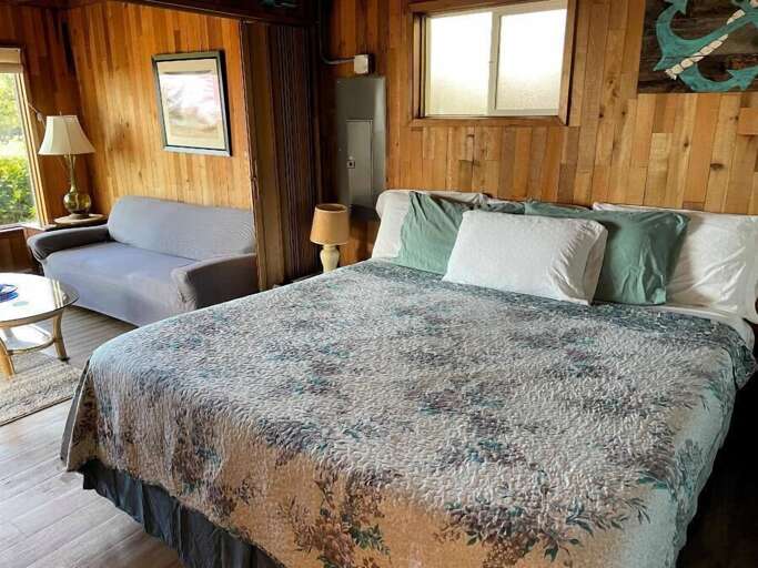 King Bed off of Living Room