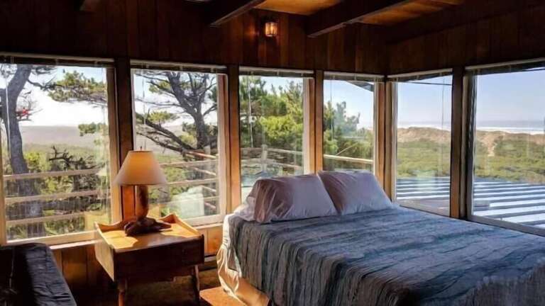 bedroom in game room