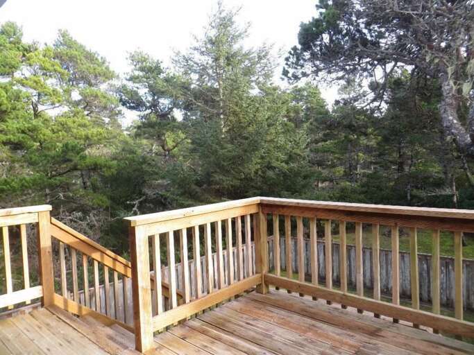 south deck off of dining room - kitchen