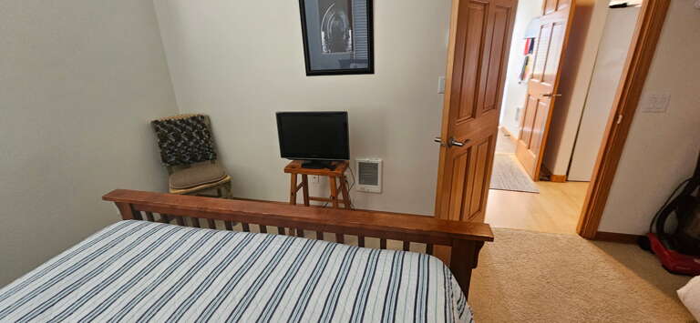 TV in main floor queen room