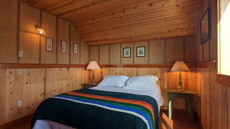 South 2nd Floor Queen Bedroom