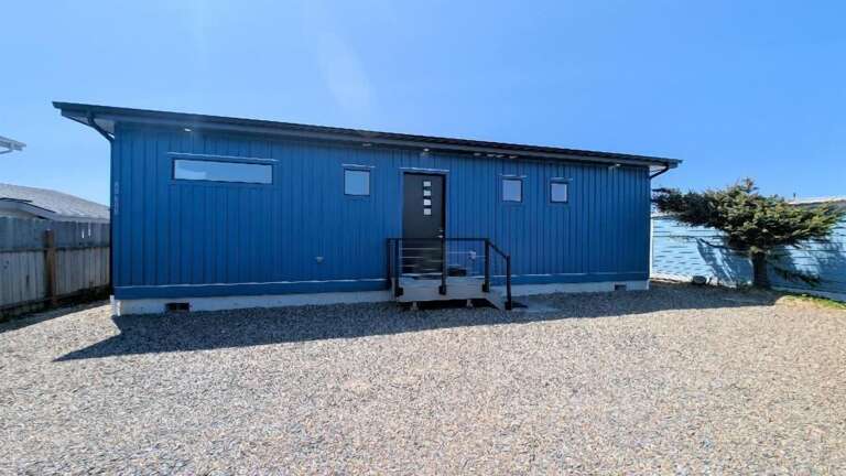 The house and parking